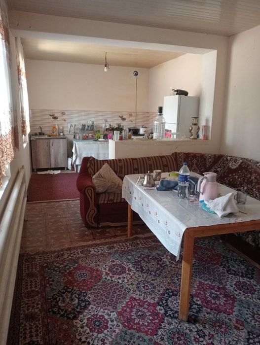 Уй сотилади Маданиятда.