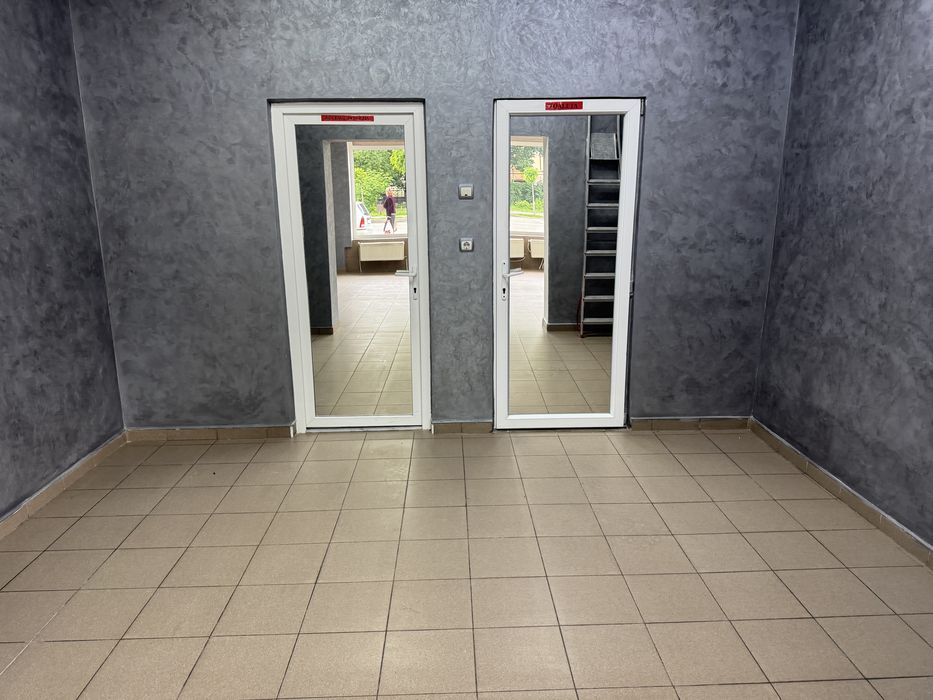 Spațiu comercial de închiriat