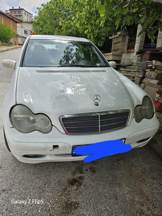 Mercedes Benz C220