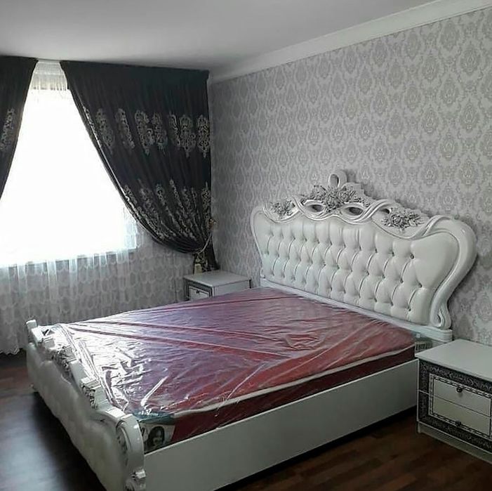ПРОДАЕТСЯ спальный гарнитур