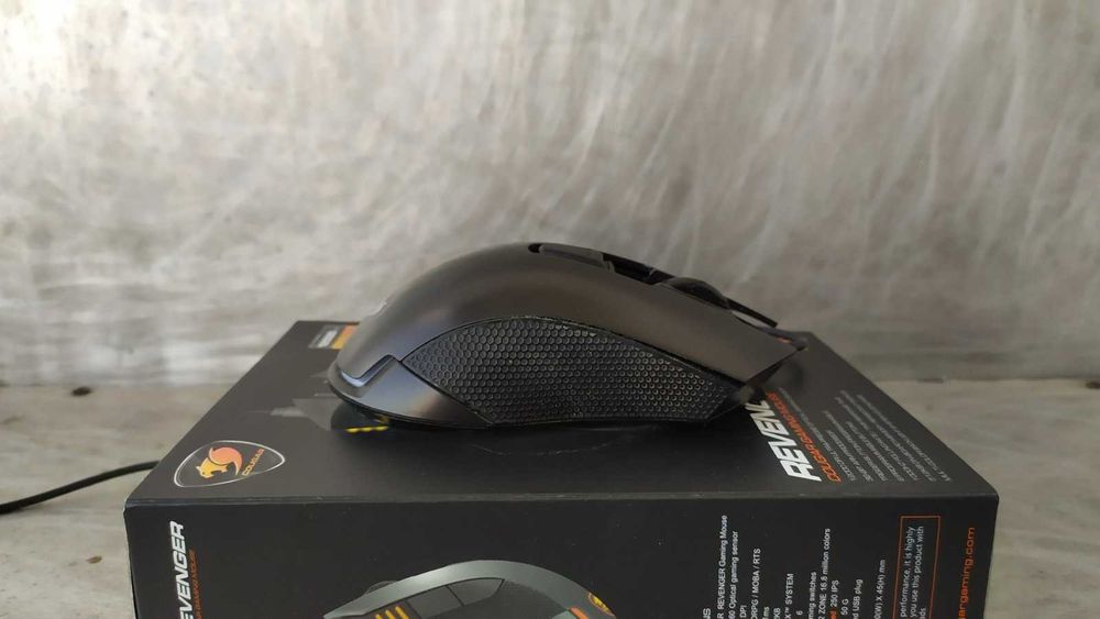 Геймърска мишка Gaming Cougar Revenger оптична,  черна