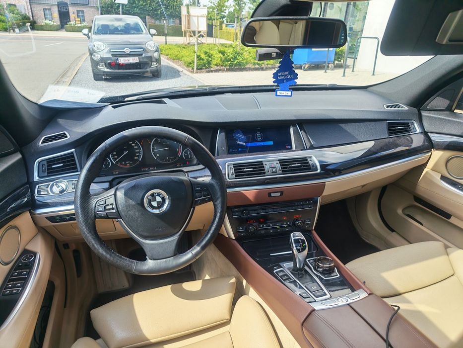 BMW 530 GT, Black shadow line