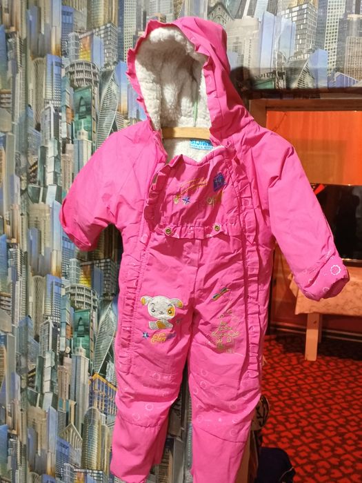 Продам детские шубки тёплые