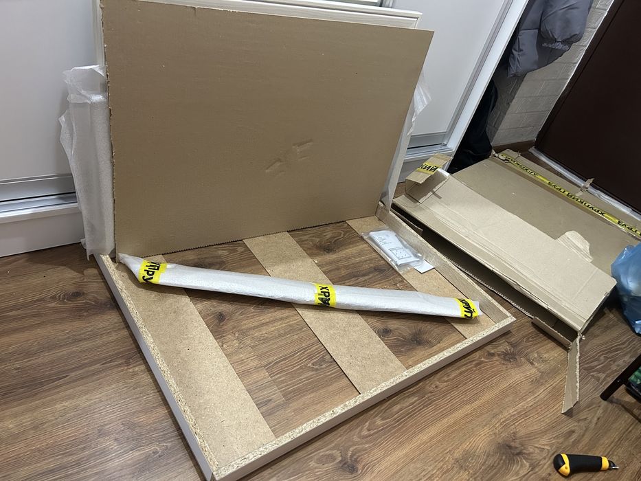 Зеркало настенное