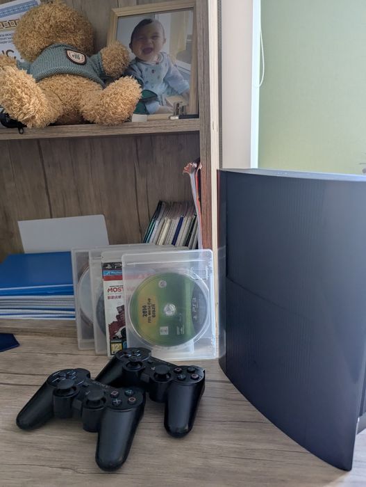 Продам Playstation 3 super slim