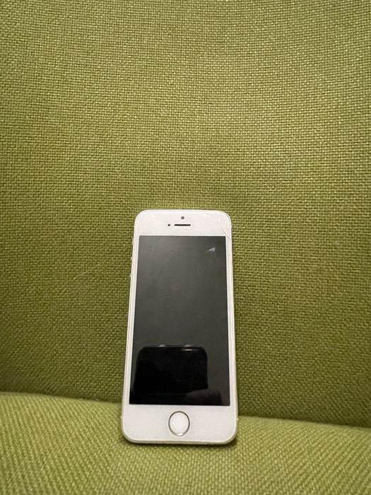 Продам iphone 5s