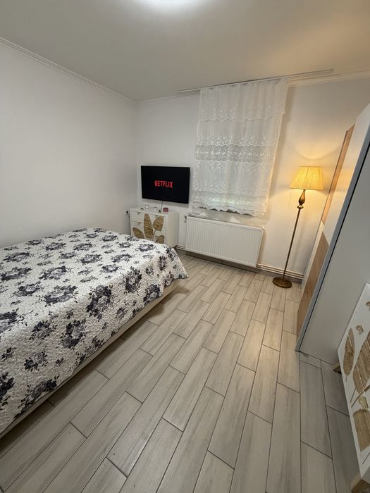 Proprietar inchiriez apartament cu o camera