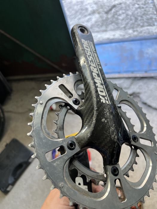 Карбонови курбели за велосипед