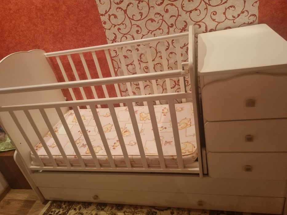 Детская кровать  3 в 1