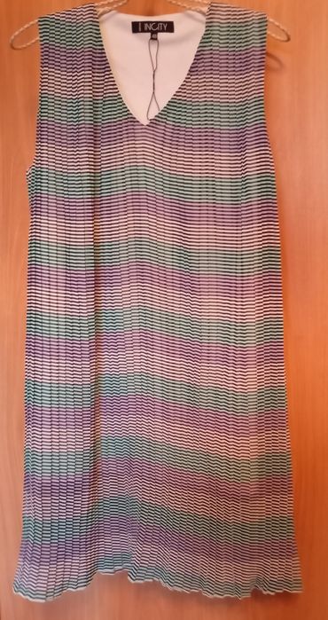 Продам платья 44-46