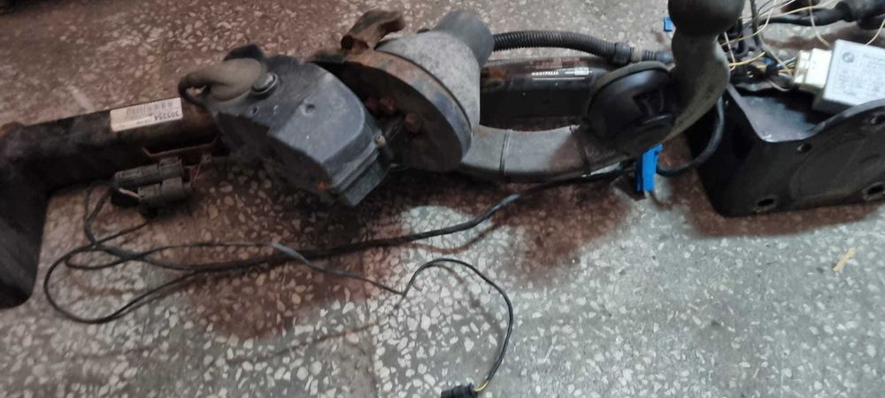 Carlig de remorcare retractabil electric BMW E90 E91 complet