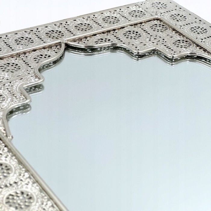 Метално стенно огледало в марокански стил