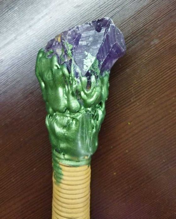 Ведьмина метла с аметистом