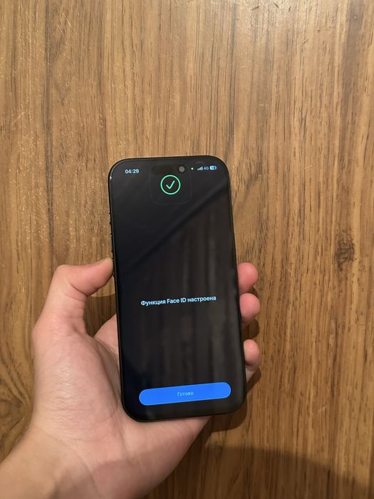 Продам срочно iPhone 16 Pro 256GB