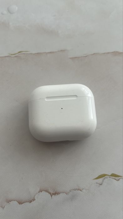 Airpods 3 почти новые