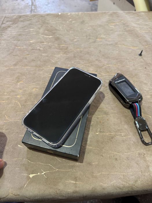 Iphone 12pro 77yomks