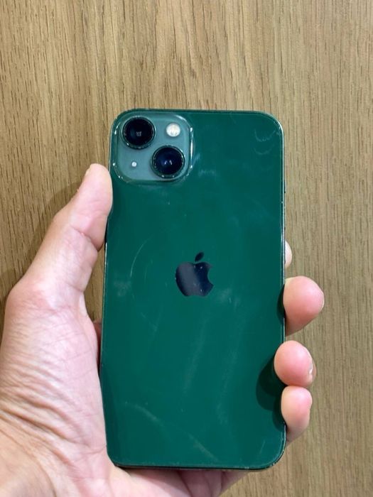 Iphone 13 radnoy