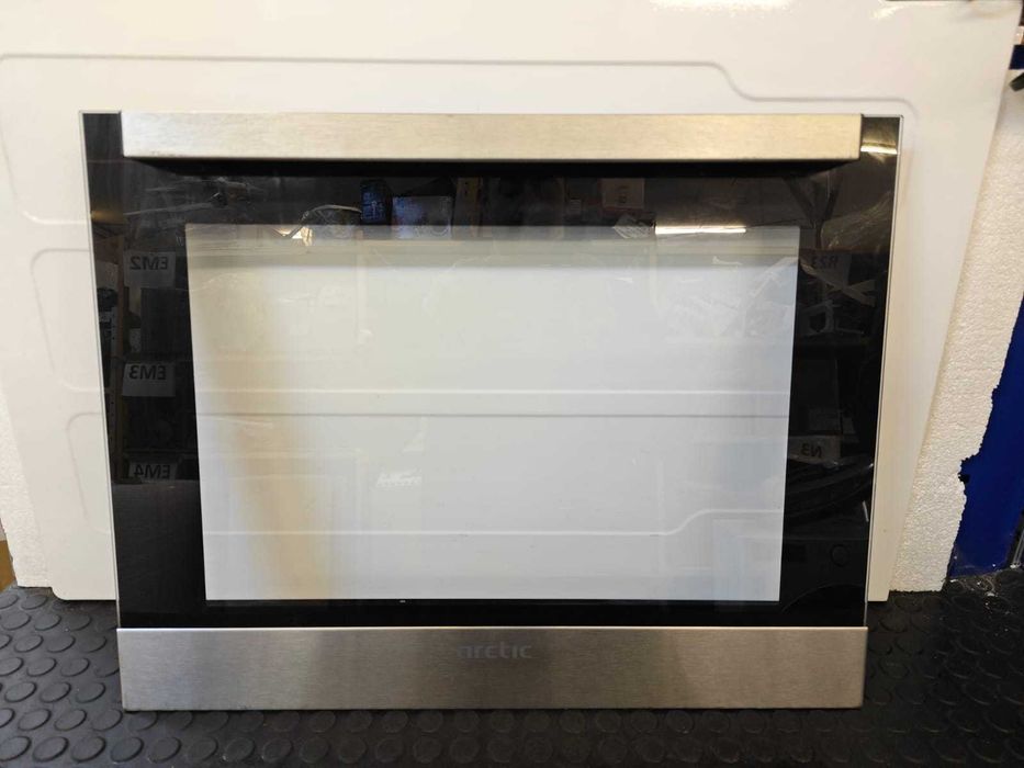 Geam exterior cuptor incorporabil Arctic 59.5 x 46 cm , in stare buna /H4
