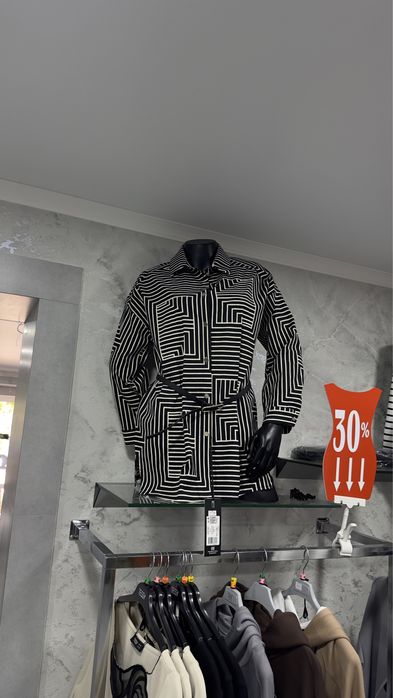 Маникен 8000 за 1 штуку.