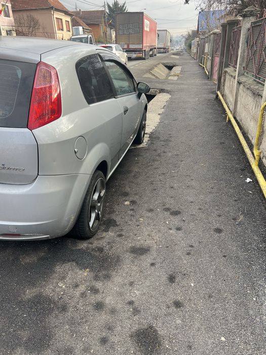 Vand fiat grande punto 2010