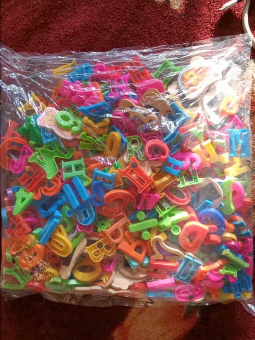 Игрушки для мальчиков и девочек