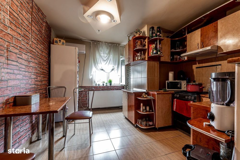 Apartament 2 camere decomandat | Zona Genesys Arad