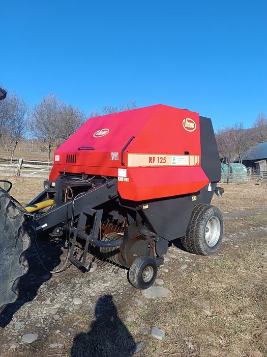 Vând presa balotiera vicon rf 125 plasă Deutz-fahr