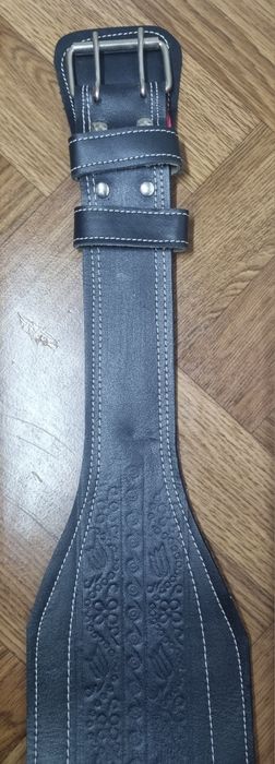 Chimir de piele.