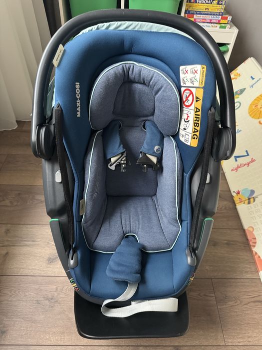 Scoica Maxi Cosi Coral 360 + baza Isofix