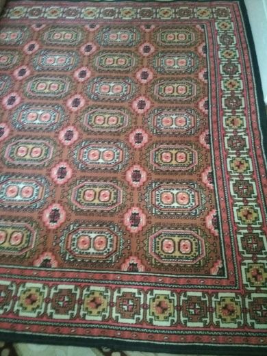 Шерстяной ковер