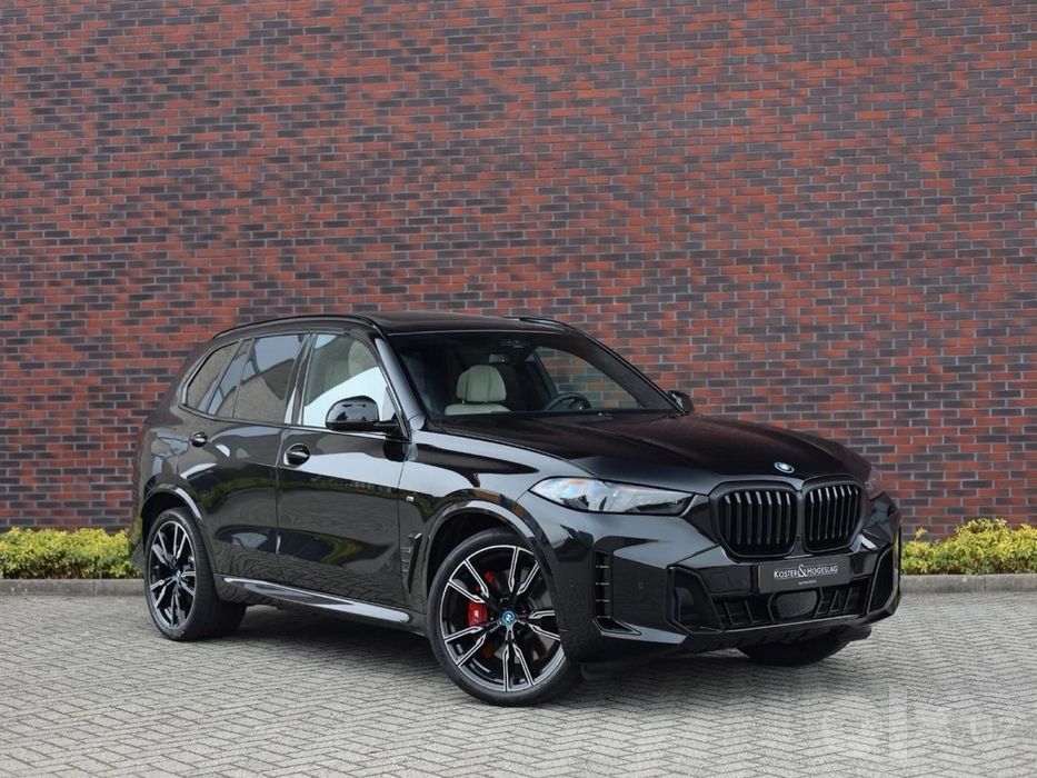 Продам Bmw x5 50E Gibrid 2025 goda