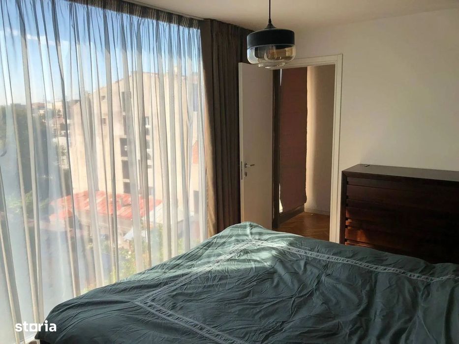 Penthouse cu vedere spectaculoasa piata Victoriei!