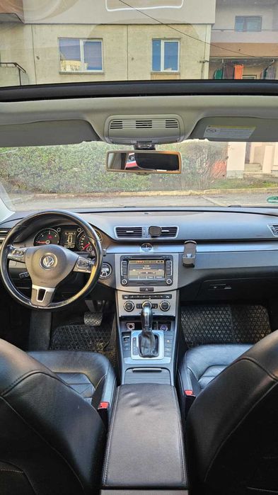 VW Passat B7 2.0d ACC AFS BSM Dynaudio