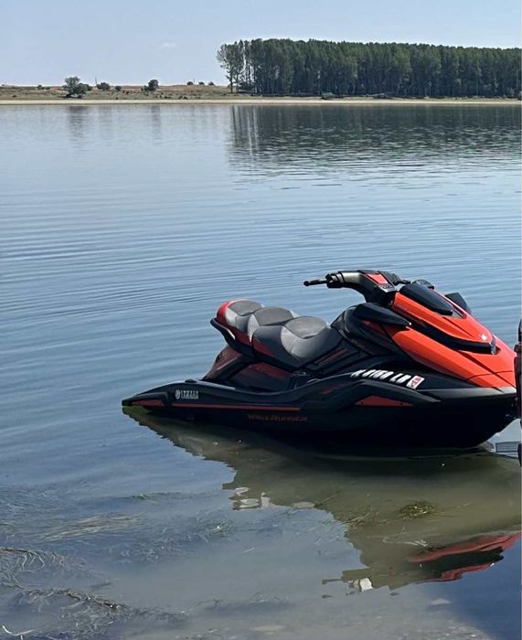 2021 Yamaha Waverunner Fx Svho Limited със Колесар