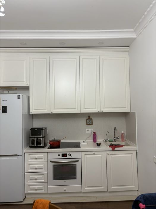 Продам кухню с техникой