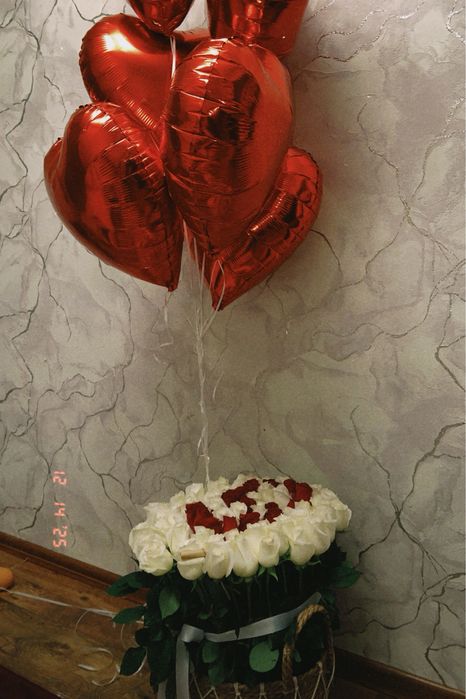 Цветы заглавной буквой имени (S)