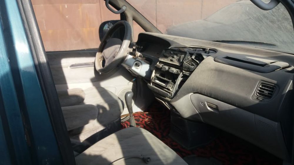 Митсубиси Спейс Гир.