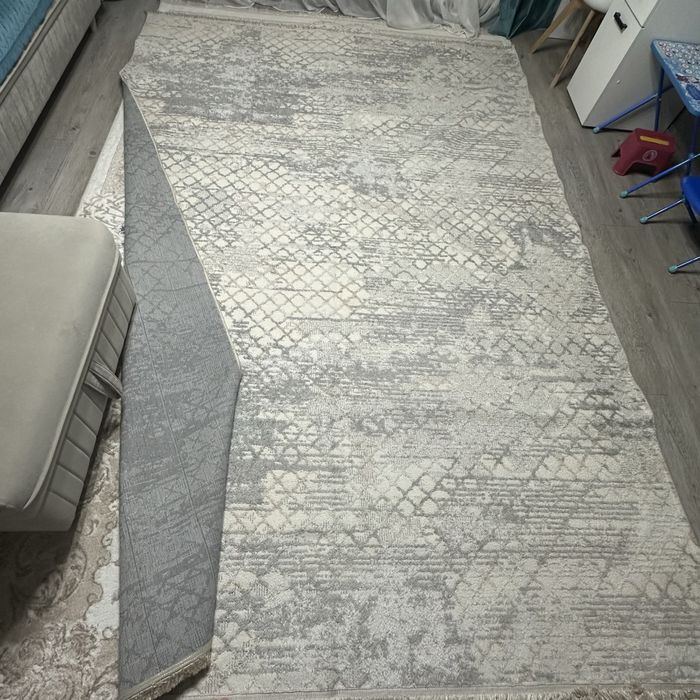 Ковер в отличном состоянии