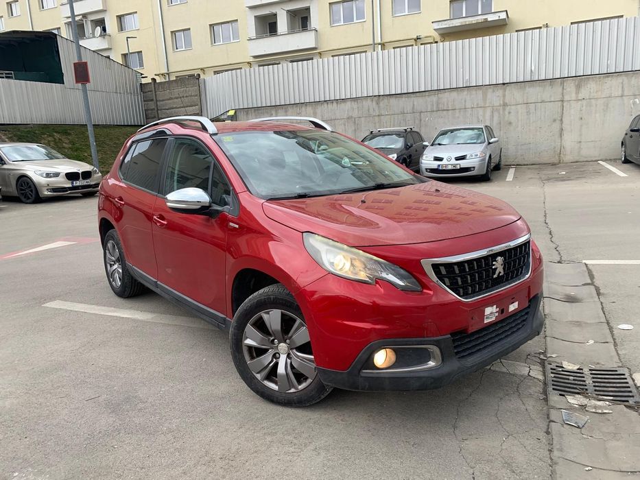 Peugeot 2008 GT line impecabil