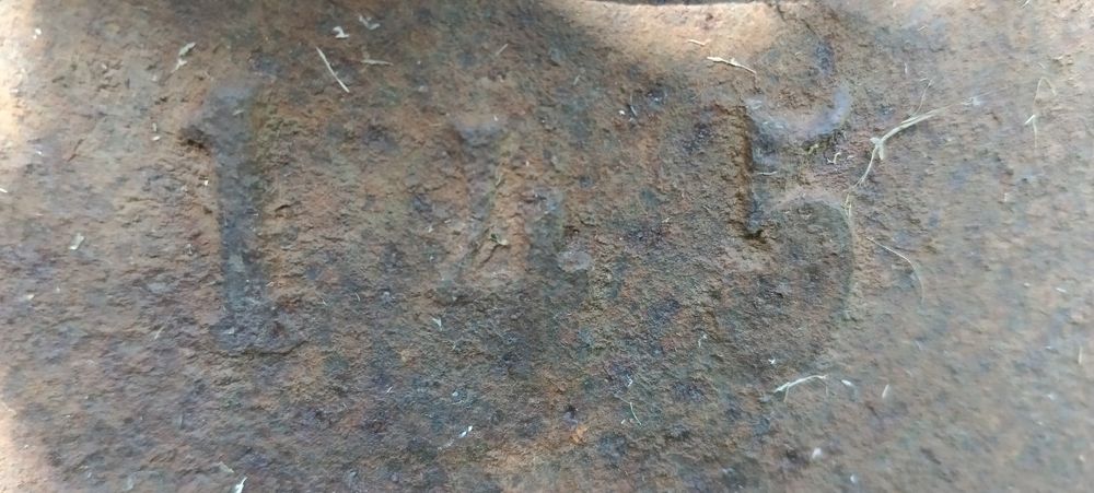 Продам большой чугунный казан