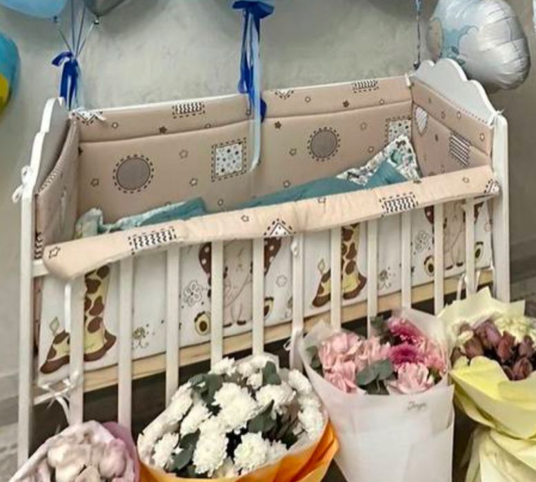 Продам детский манеж с матрацем и мягкими бортиками