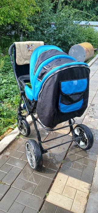 Продам недорого детскую коляску