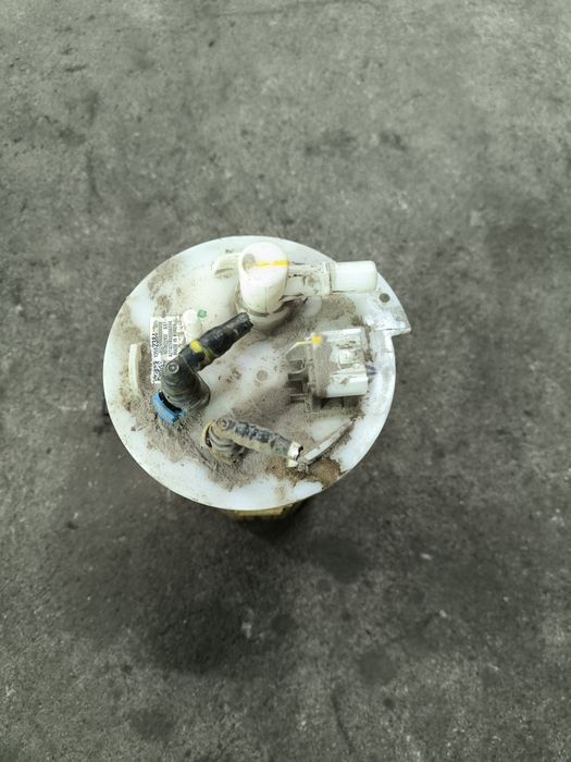 Помпа в резервоар за Hyundai ix35 1.6i