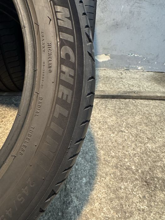 Гуми 245/45/18 MICHELIN Primacy4