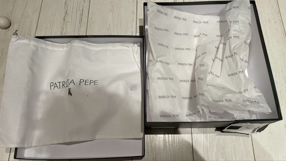 Нови елегантни обувки на Patrizia Pepe