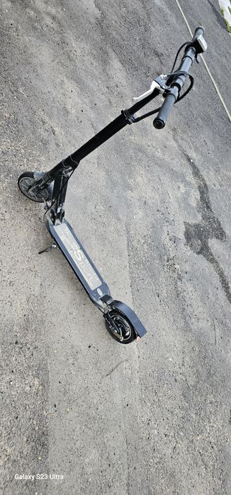 Продам электросамокат