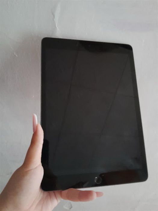 Ipad Generatia a 8a