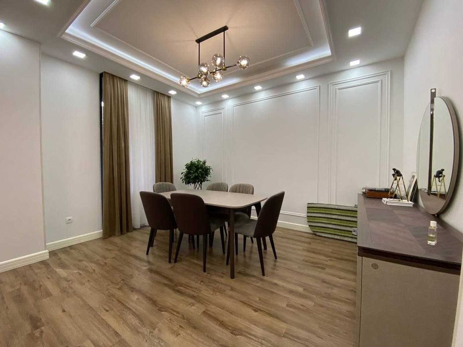 Сдаётся новый евро коттедж на Циальковском.