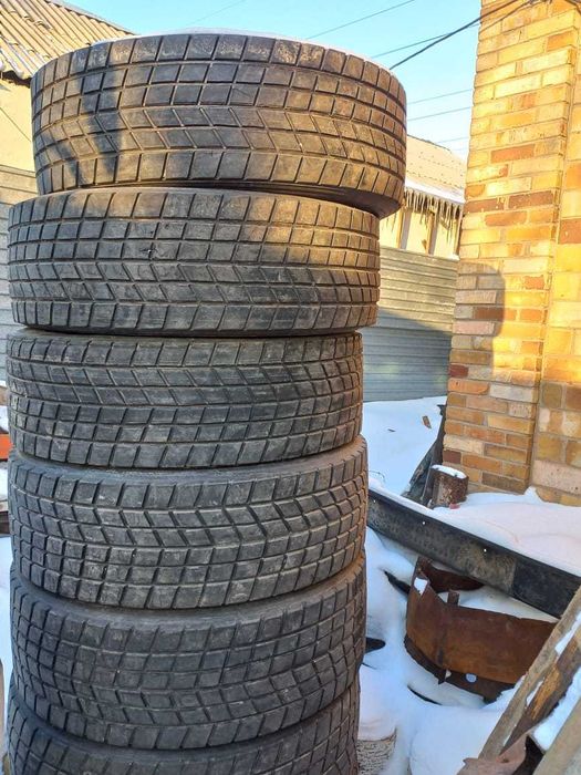 Шины 17 265/65 4 колеса
