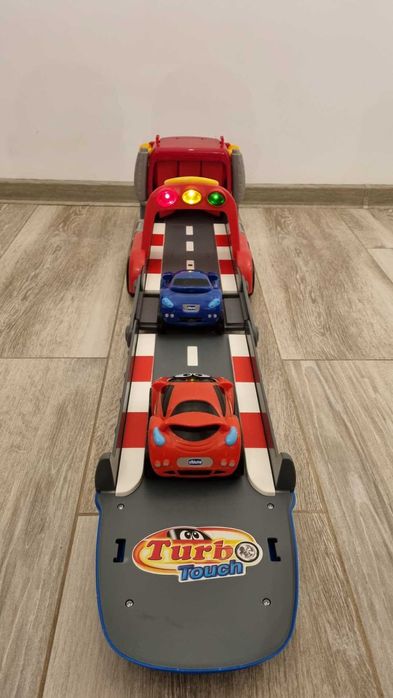 CHICCO Turbo Touch - Camionul / Pista de curse